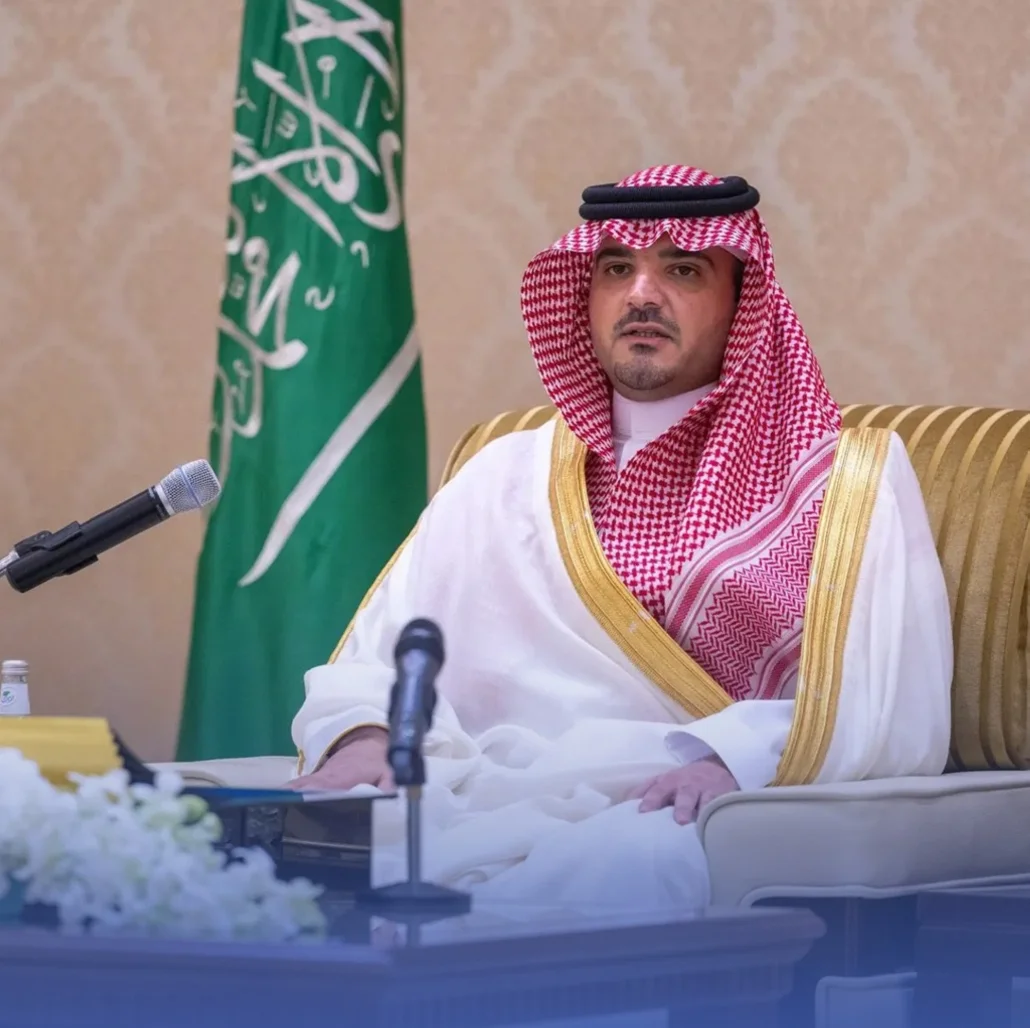ثمن الأمير عبدالعزيز بن سعود الجهود الكبيرة التي بذلها رجال الأمن خلال العمرة