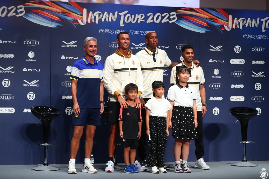 رونالدو في المؤتمر الصحفـي لجولة النصر الصيفية في اليابان