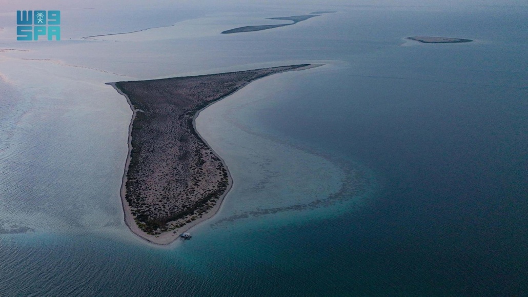 "أم العود" تعد واحدة من أجمل الجزر في البحر الأحمر