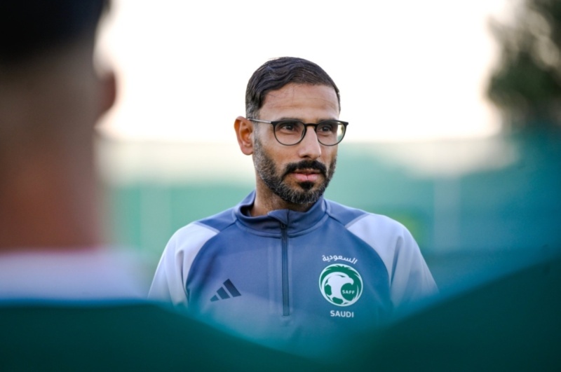 مدرب المنتخب الاولمبي سعد الشهري