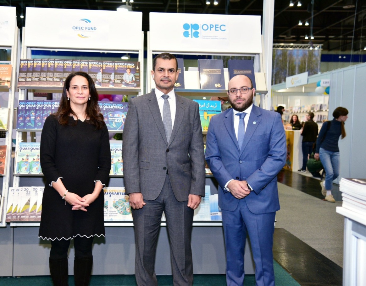 الجناح استقبل الزوار بالقهوة السعودي