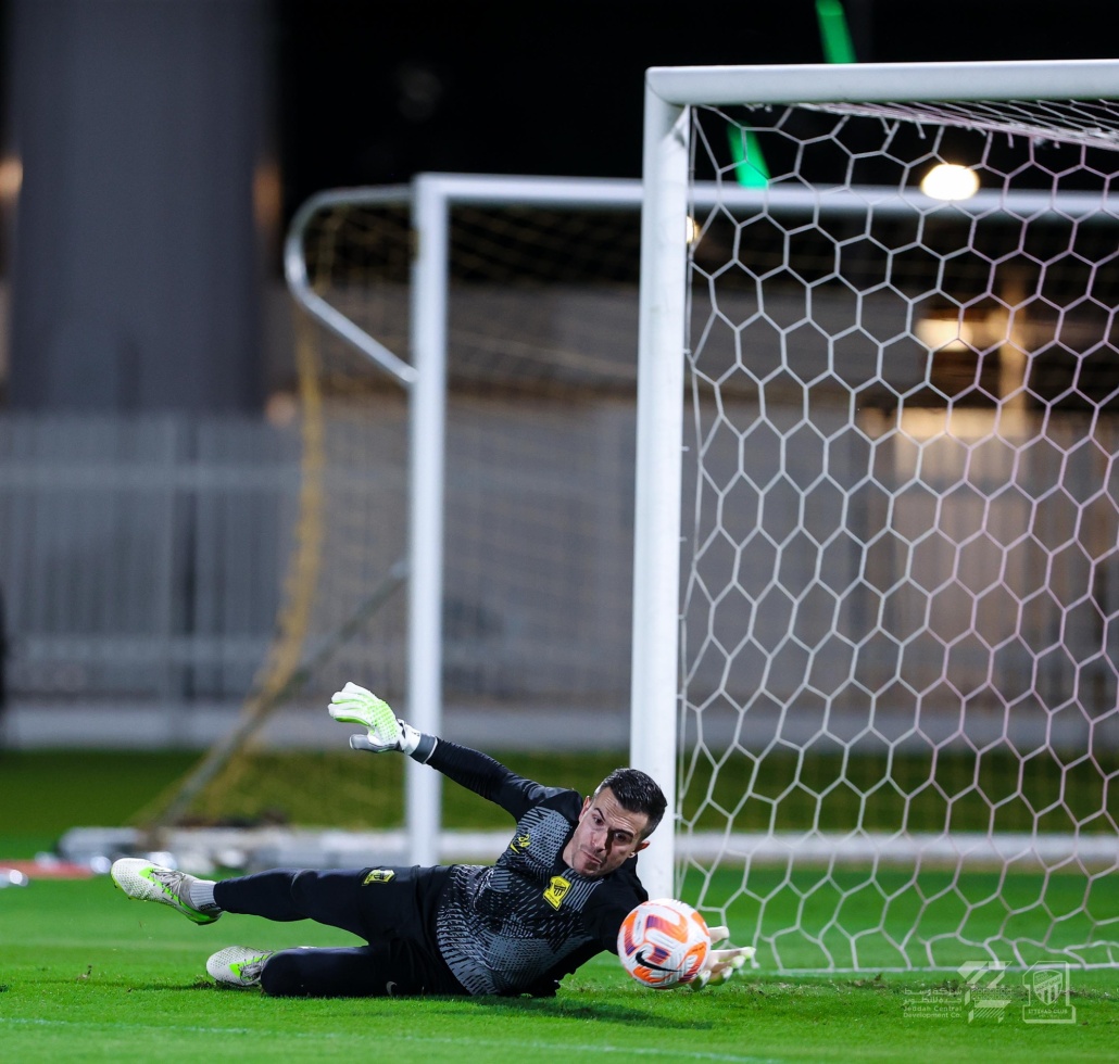 الاتحاد يتدرب تحت قيادة جاياردو