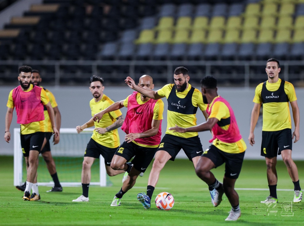 الاتحاد يتدرب تحت قيادة جاياردو