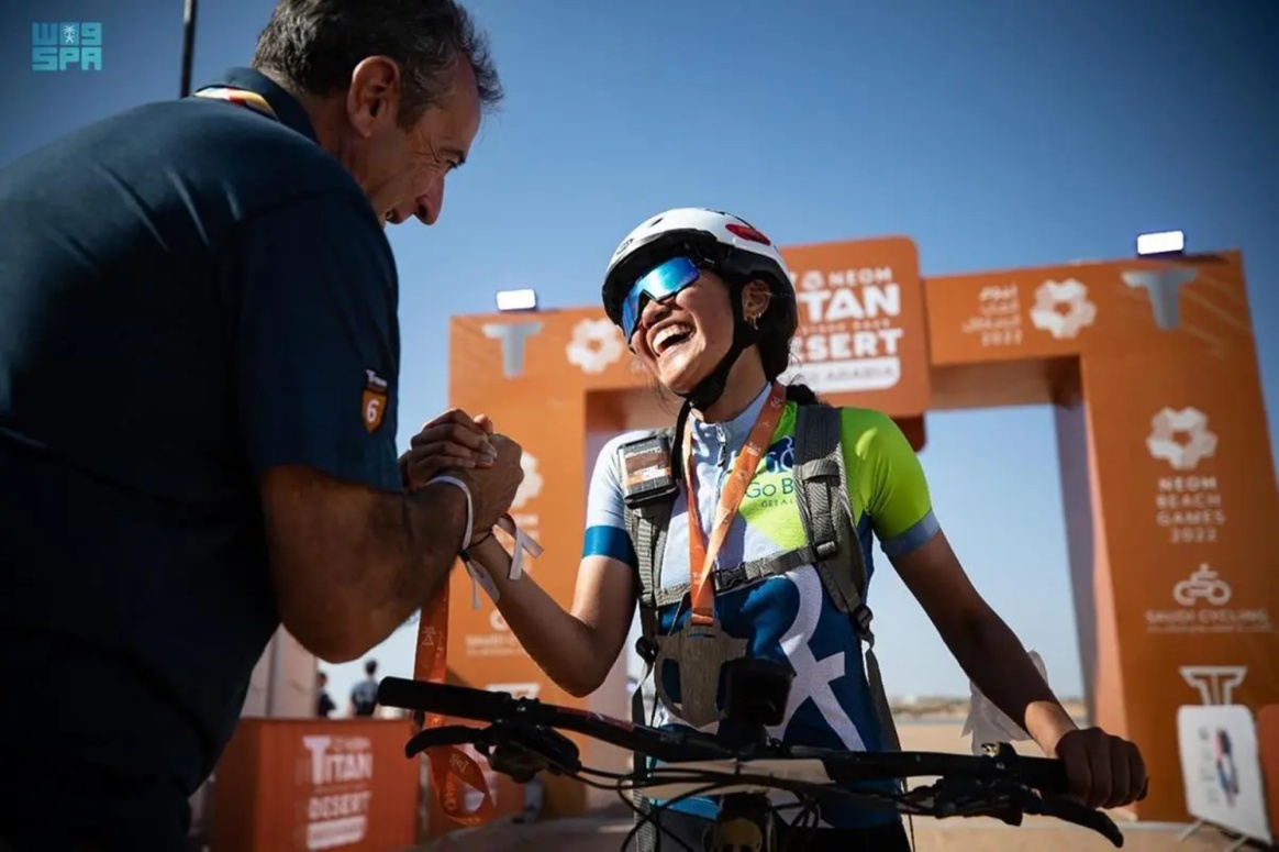 من فعاليات النسخة الثانية من دورة الألعاب الشاطئية بنيوم