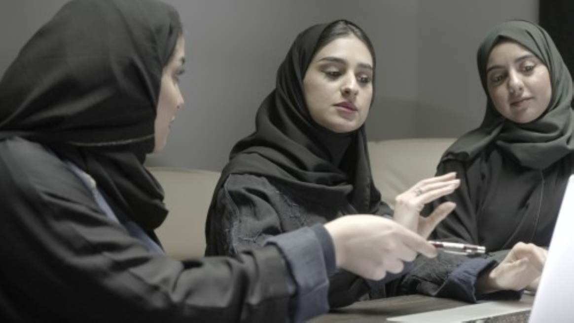 سجلت الإناث 4.68 ألف ريال في الوظائف المكتبية