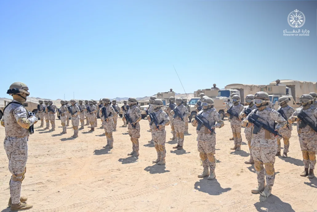 قوات سعودية - أمريكية تنفذ تمرين "الغضب العارم" 8360953