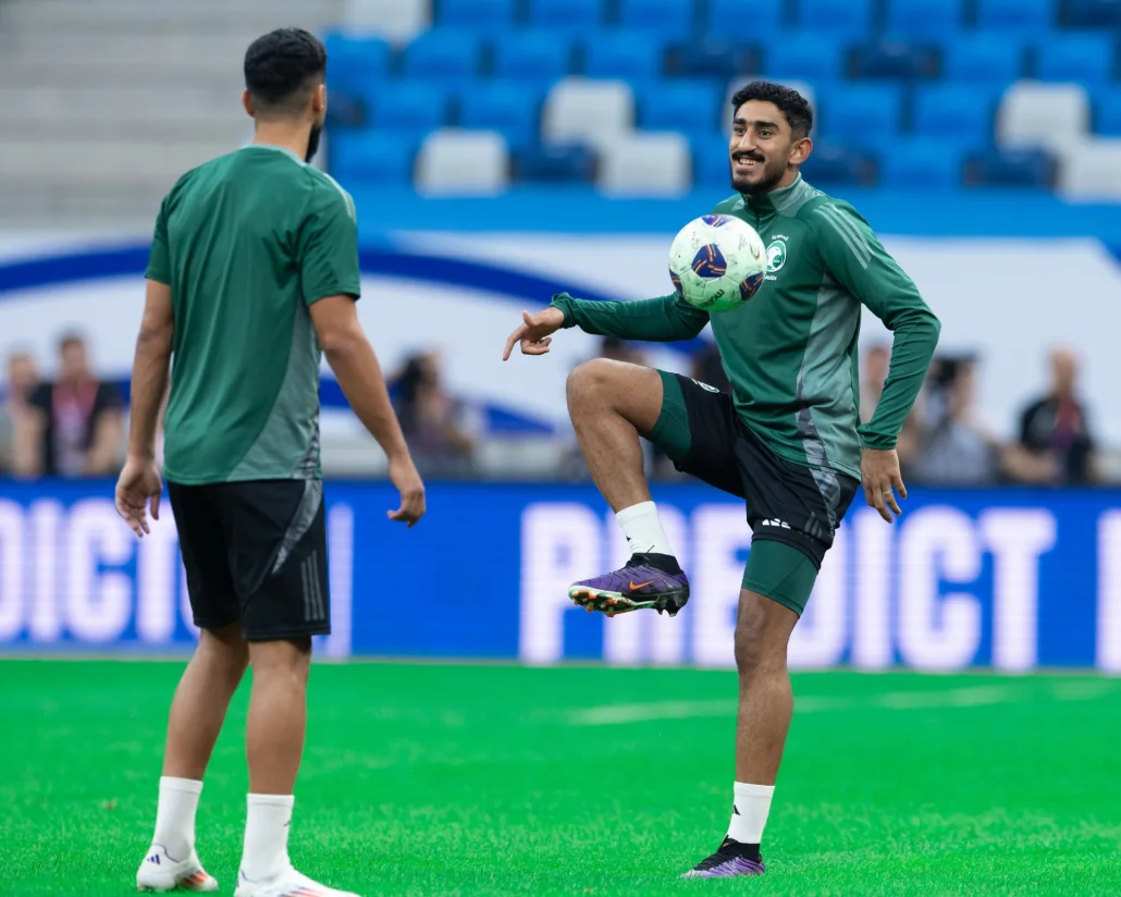 تدريبات المنتخب السعودي استعدادا لمواجهة الصين
