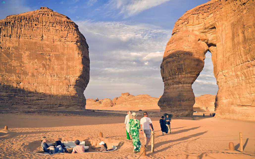 يجمع "جبل الفيل" بين جمال الطبيعة والتاريخ العريق