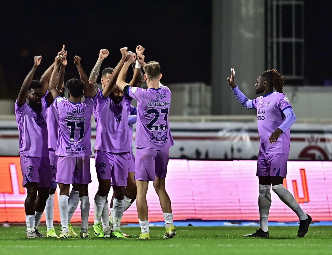 نادي الخليج يخسر أمام الخلود في دوري روشن