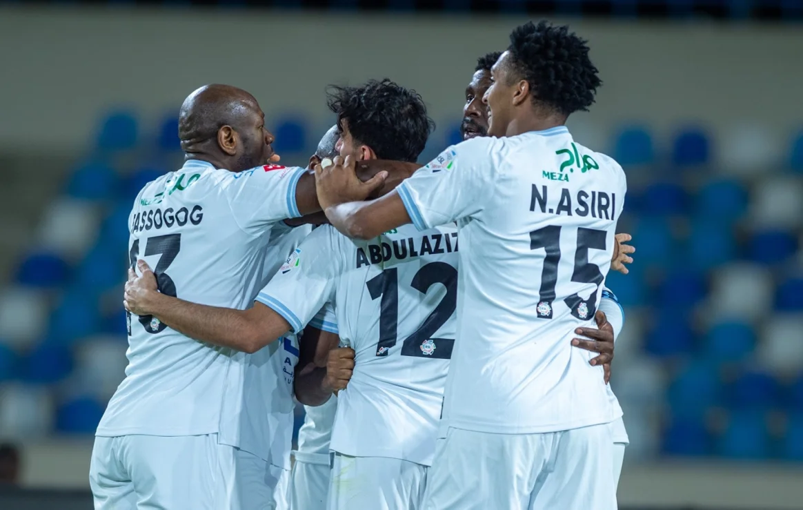 من لقاء الأخدود والرائد (وكالات)