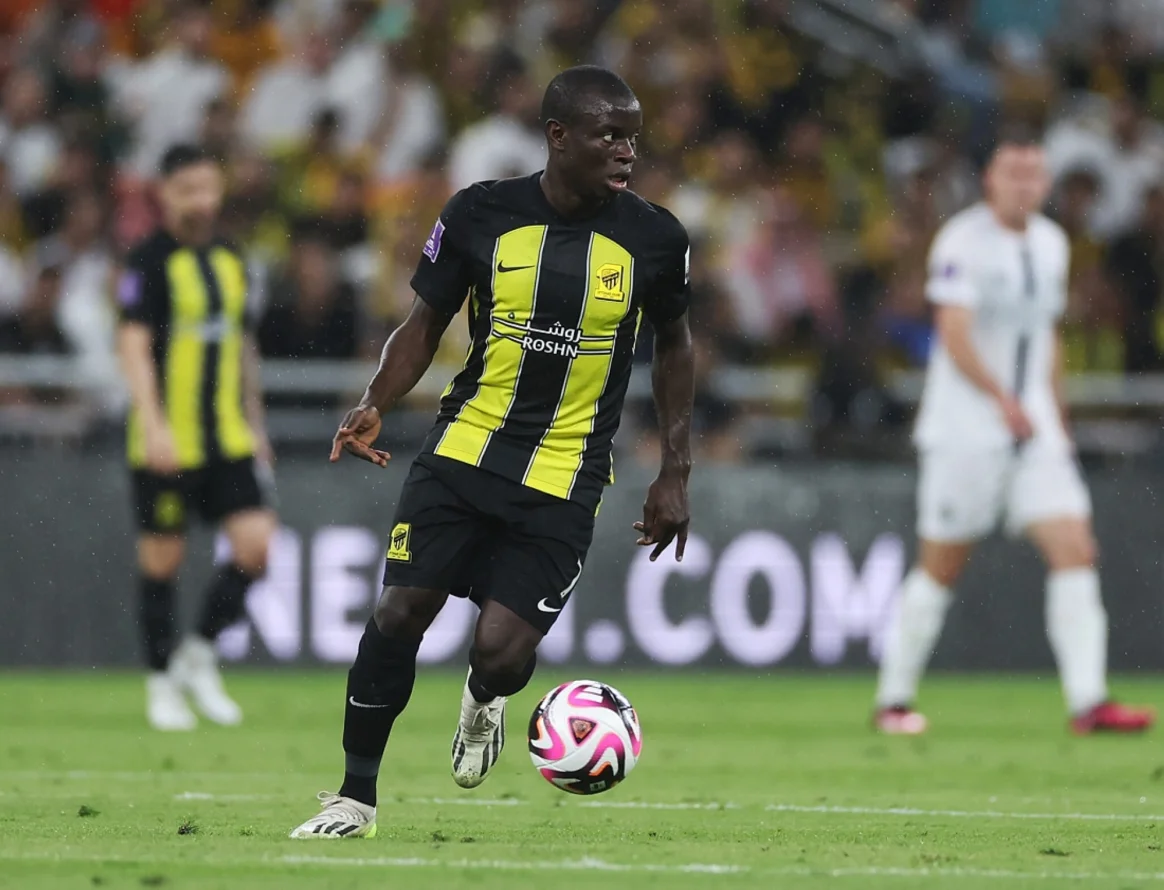 نغولو كانتي لاعب الاتحاد يقترب من النصر