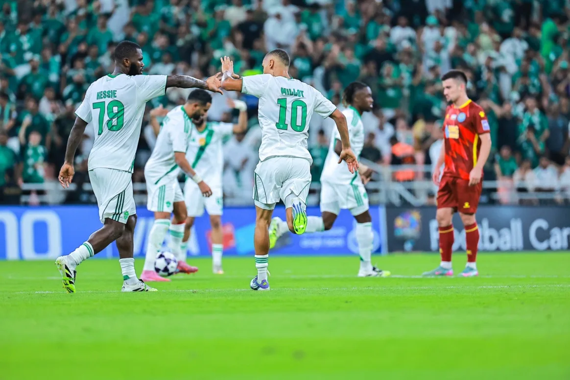 الأهلي يحقق فوزاً مثيراً على ناساف الأوزبكي