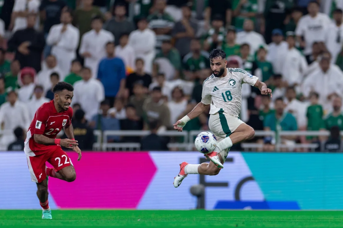 صالح أبو الشامات، لاعب المنتخب السعودي الأول لكرة القدم