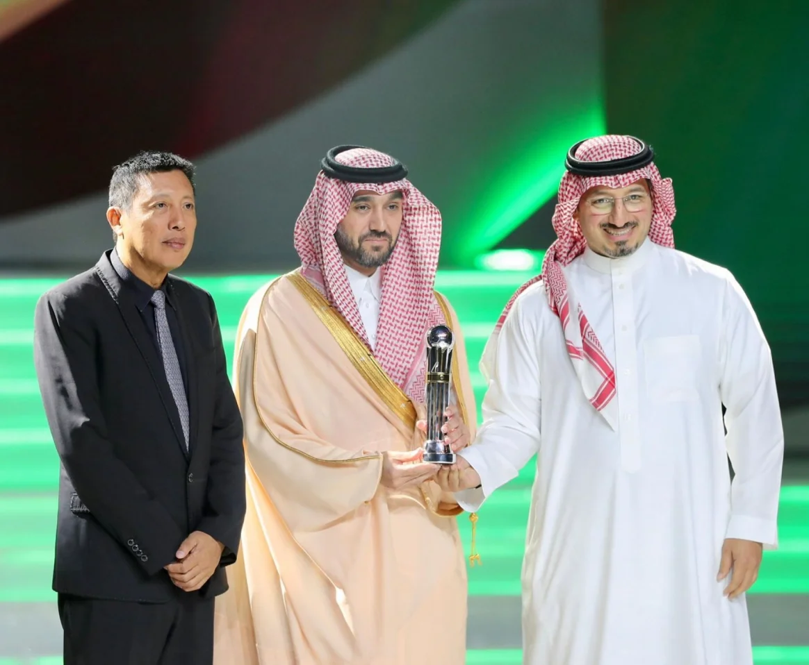 الاتحاد السعودي لكرة القدم يفوز بجائزة أفضل اتحاد عضو في آسيا