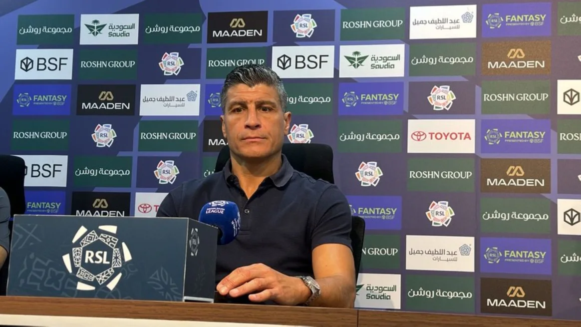 البرتغالي بيدرو إيمانويل، المدير الفني لنادي الفيحاء