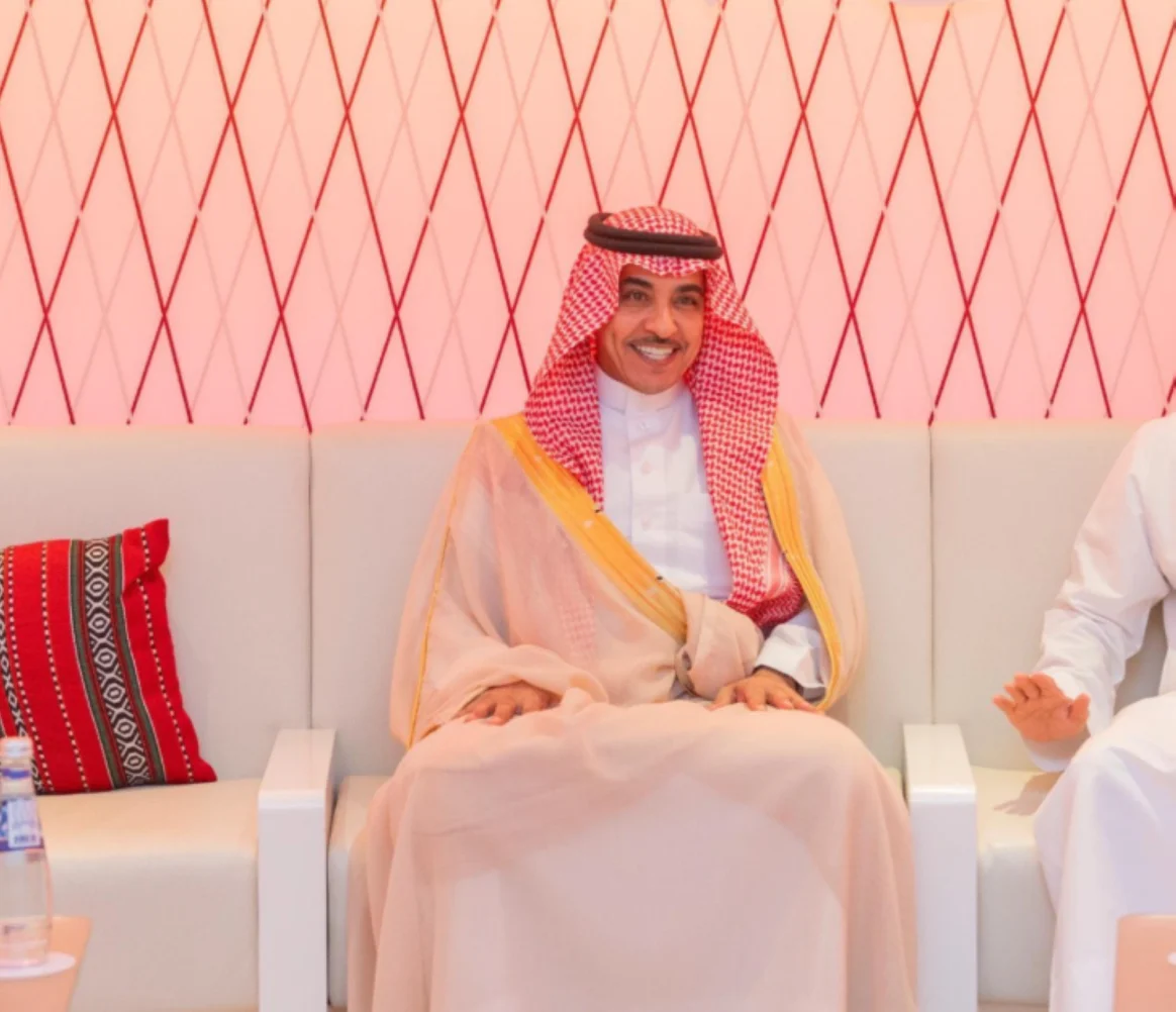 سلمان الدوسري وزير الإعلام