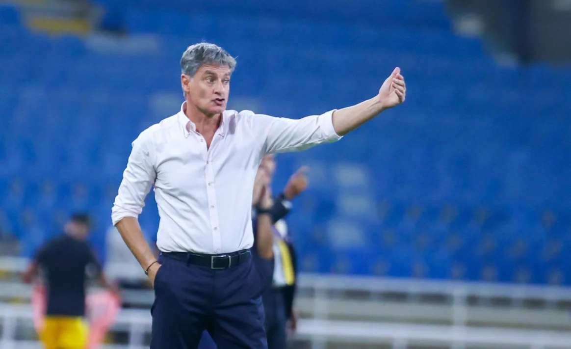 خوان إنريكي غونزاليس مدرب القادسية