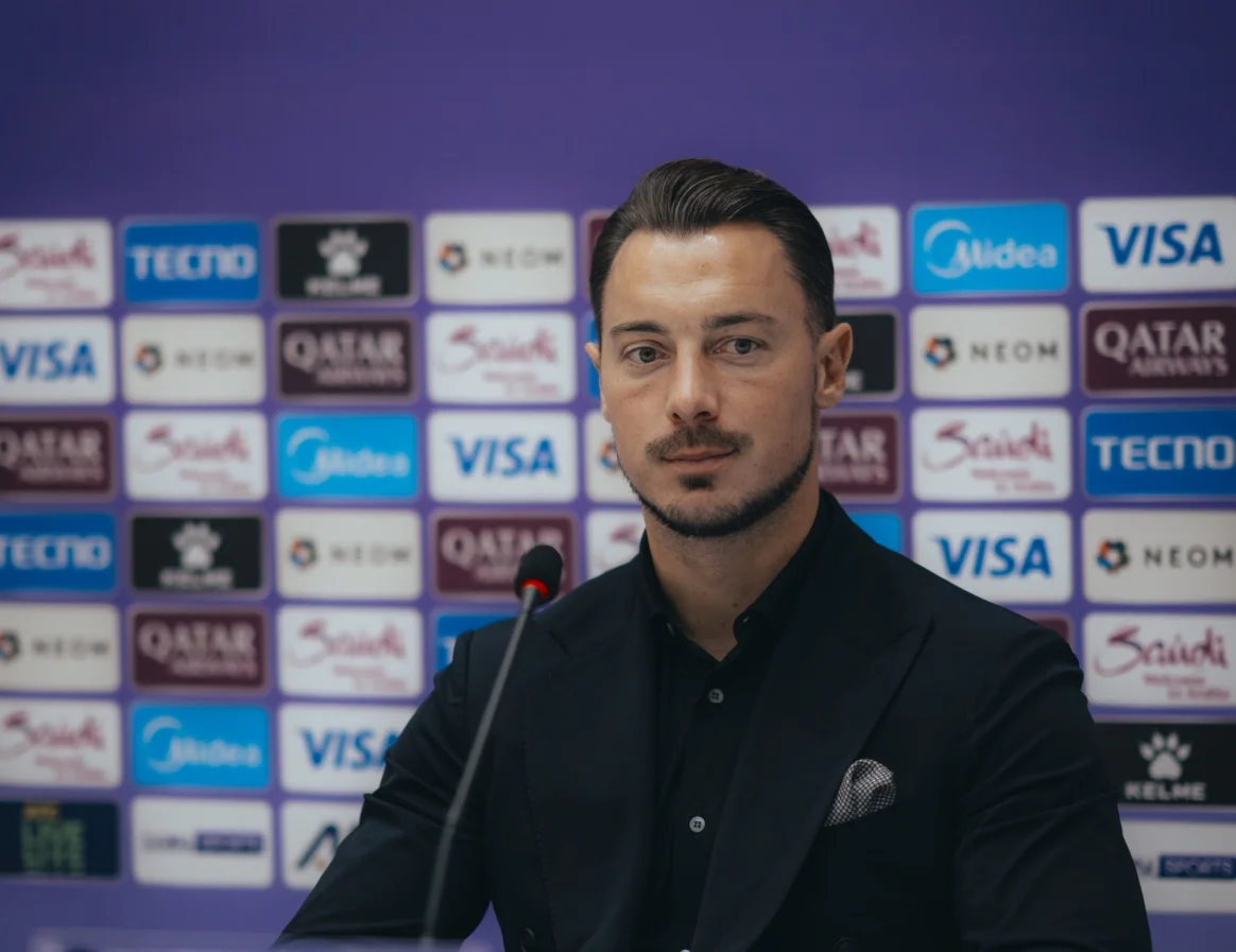 ماتياس يايسله مدرب الأهلي