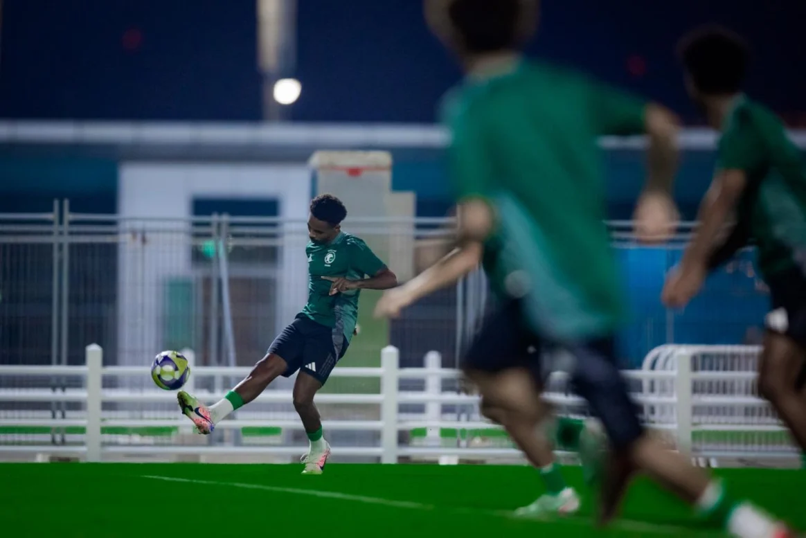 جانب من تدريبات الأخضر تحت17استعدادا لمواجهة نيوزيلندا