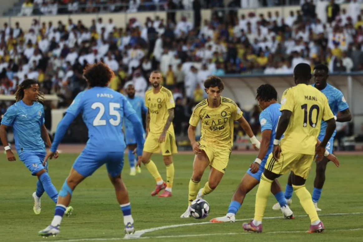 النصر يهزم نيوم بثلاثية ويغرد بصدارة دوري روشن