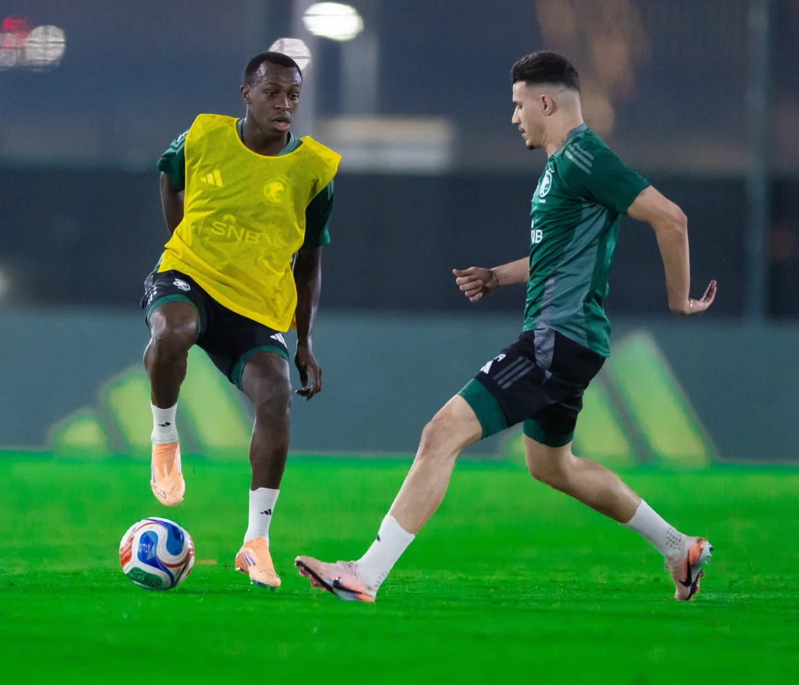 جانب من تدريبات المنتخب السعودي