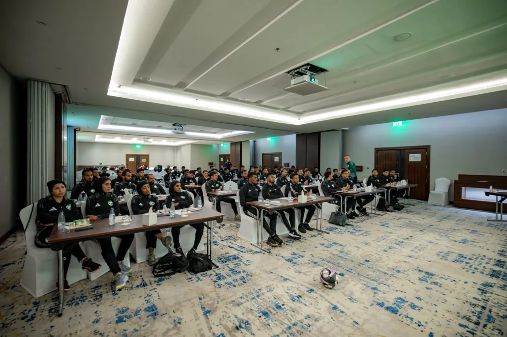 لجنة الحكام تختتم التجمع الدوري لحكام دوري يلو