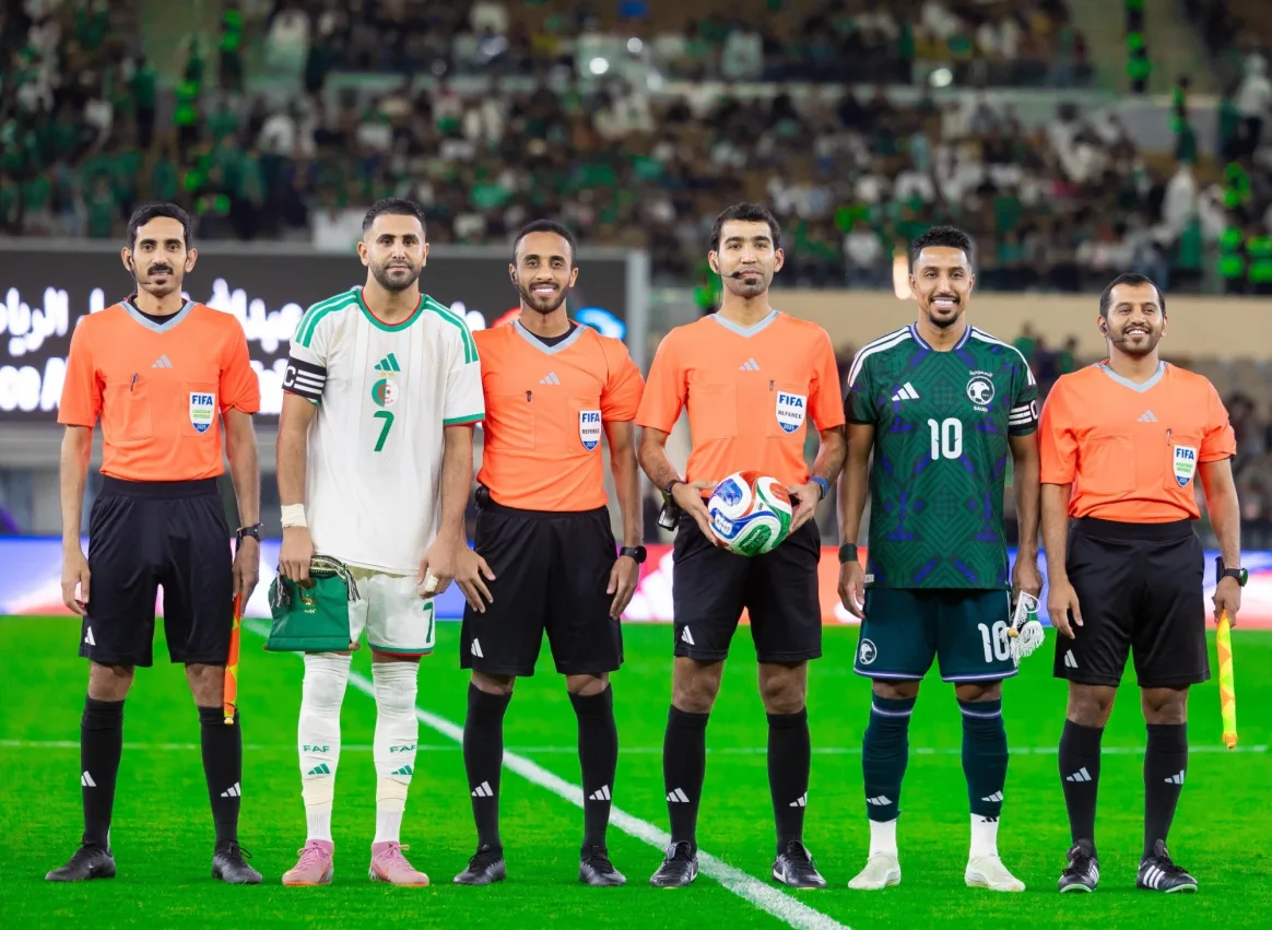 مباراة السعودية والجزائر