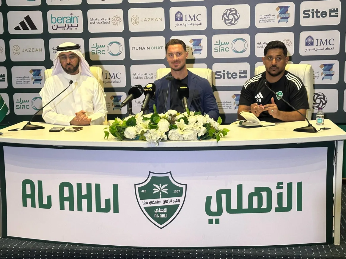 ماتياس يايسله في المؤتمر الصحفي