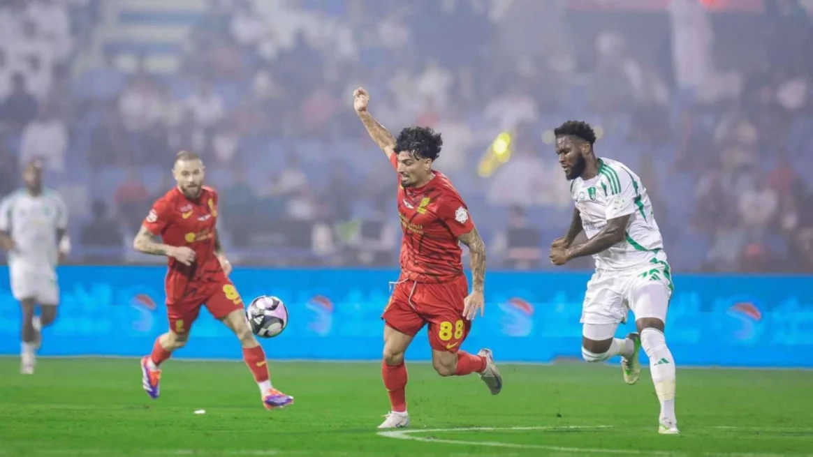 الأهلي والقادسية