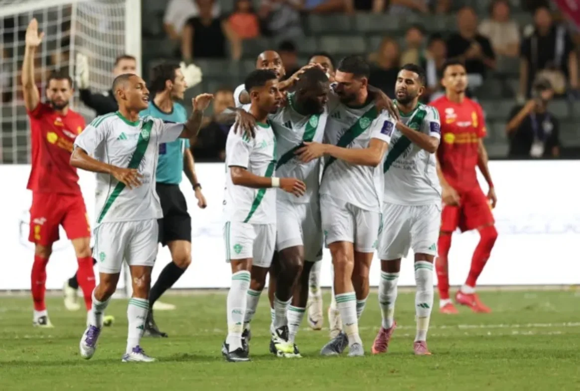 مباراة الأهلي والقادسية