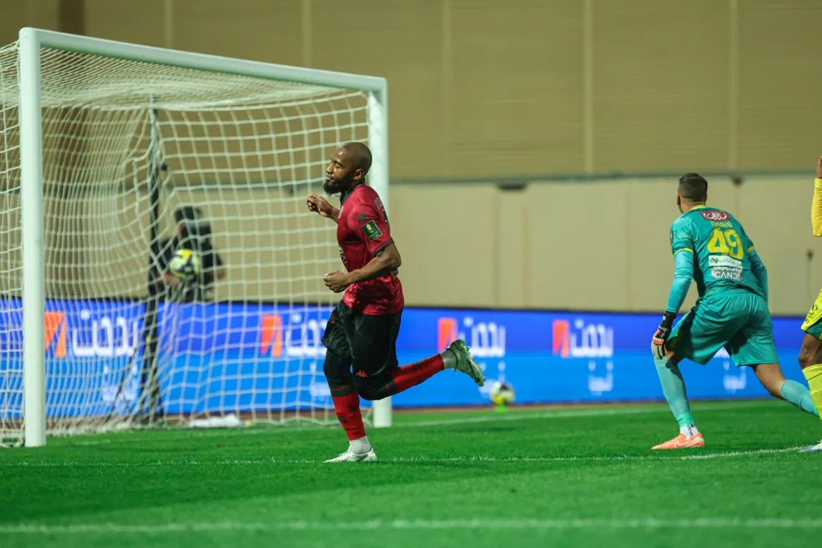 جانب من مباراة الخلود أمام الخليج