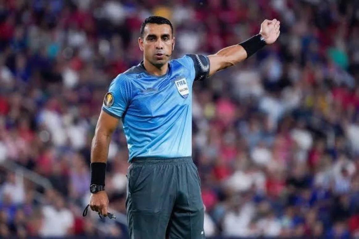 جوان غابرييل كالديرون حكم مباراة السعودية وجرز القمر