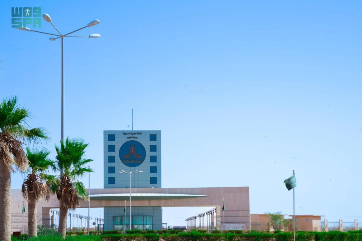 تطوير نماذج متقدمة لإدارة الطاقة