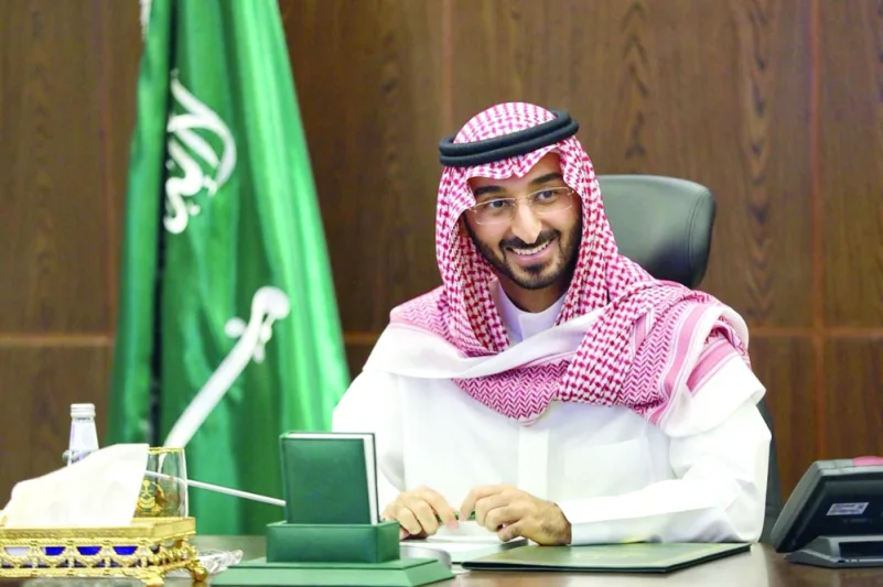 نائب أمير مكة يعتمد الهوية الجديدة للمنتديات والمؤتمرات الاقتصادية