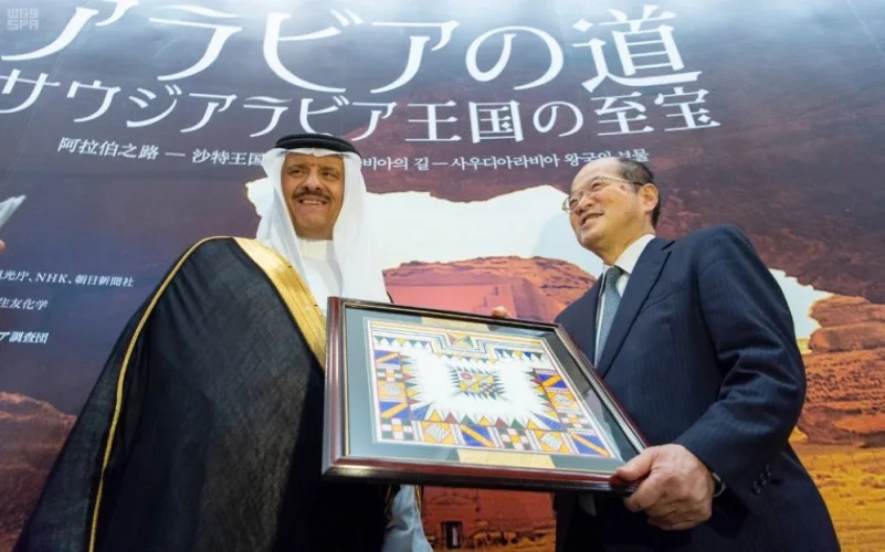 سلطان بن سلمان يزور معرض "روائع آثار المملكة عبر العصور" في طوكيو
