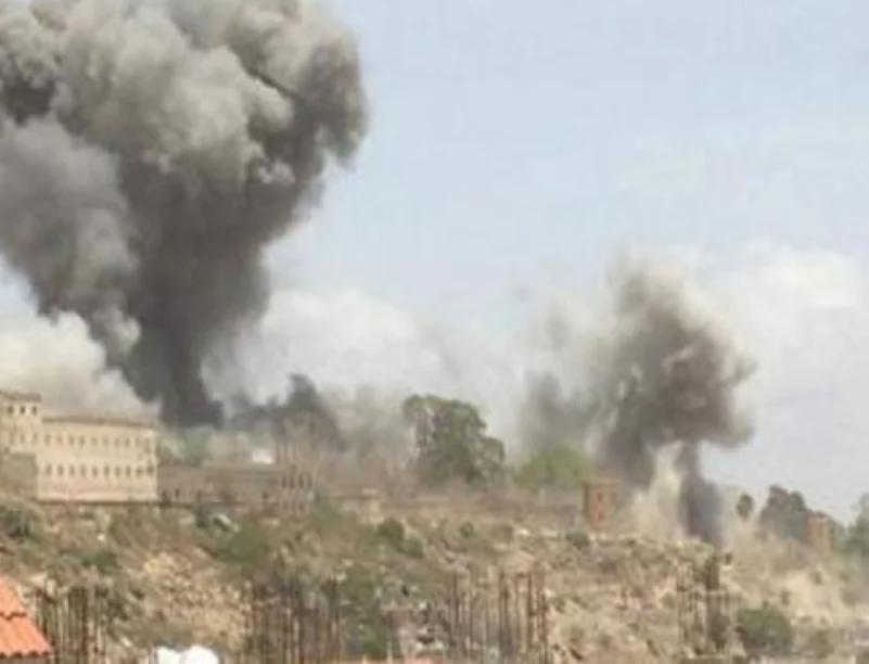 مقتل 18 حوثياً بينهم قيادي ‏ميداني بغارة للتحالف في الحديدة