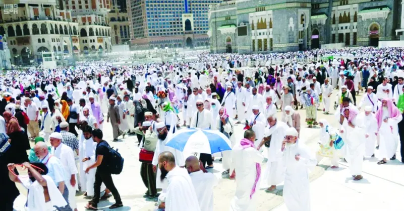 الخدمات الأمنية تواصل تميزها في آخر جمعة رمضانية بالمسجد الحرام