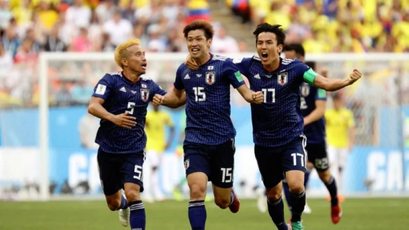 اليابان يفوز على كولومبيا بهدفين مقابل هدف