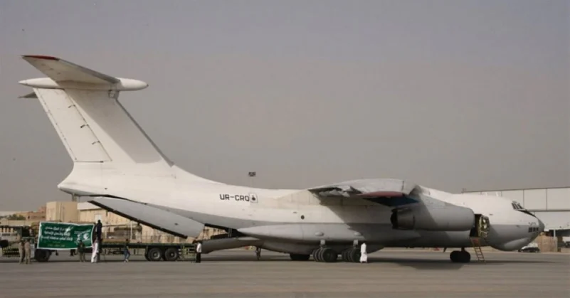 طائرتا مساعدات من مركز الملك سلمان للإغاثة تصلان عدن