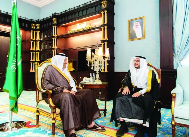 أمير الباحة يوجه المحافظين بمتابعة الخدمات المقدمة للمواطنين