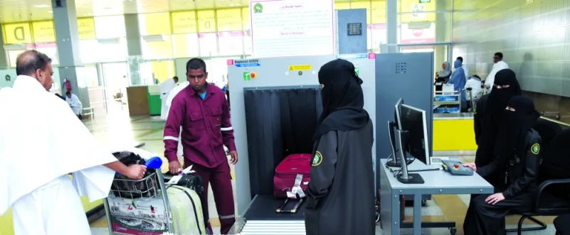 سعوديات يكشفن ألاعيب التزوير والتهريب بمطار المؤسس