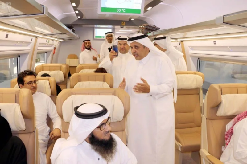 الرميح: شاب سعودي قاد أول رحلة لـ"قطار الحرمين"
