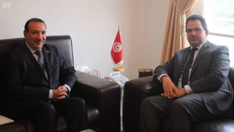 وزير التنمية والاستثمار التونسي يلتقي سفير خادم الحرمين الشريفين