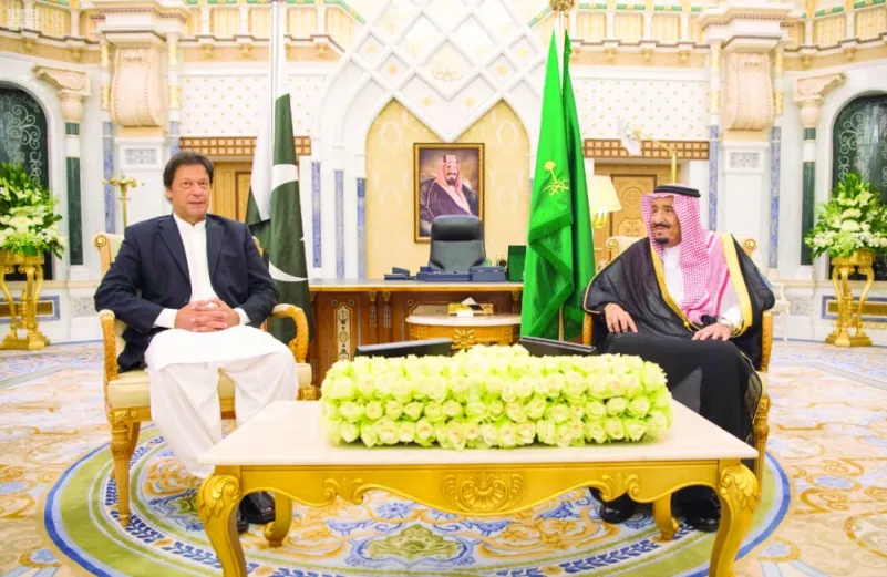 الملك يناقش المستجدات مع العاهل الأردني ورئيس وزراء باكستان