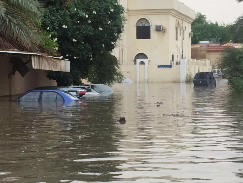 أمطار قطر تثير مخاوف الـ"فيفا" من توقف الحياة أثناء المونديال