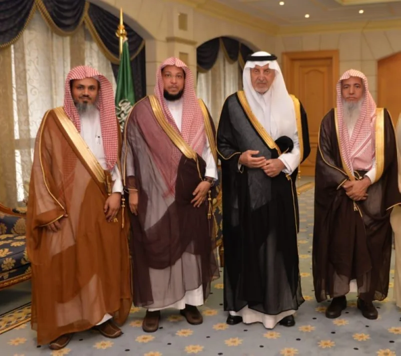 أمير مكة ونائبه يطلعان على أعمال تعزيز الأمن الفكري