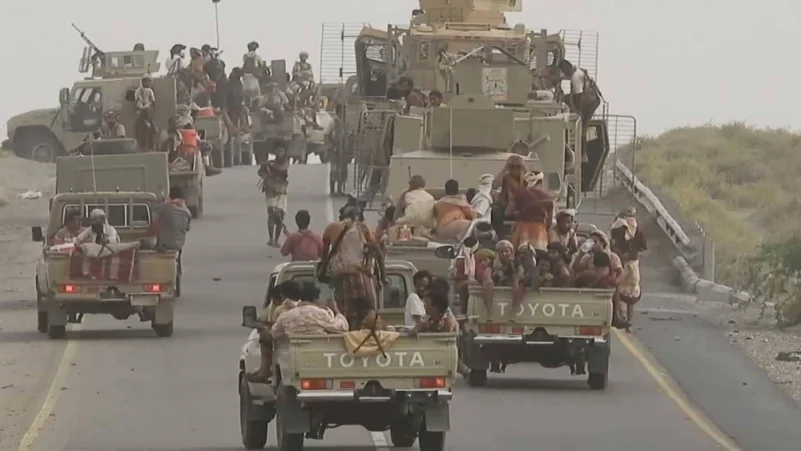 الجيش اليمني يفرض سيطرته على مواقع حيوية بالحديدة