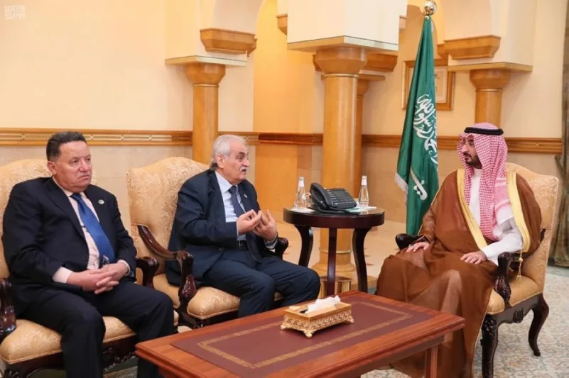 نائب أمير مكة يستقبل القنصل  الفلسطيني