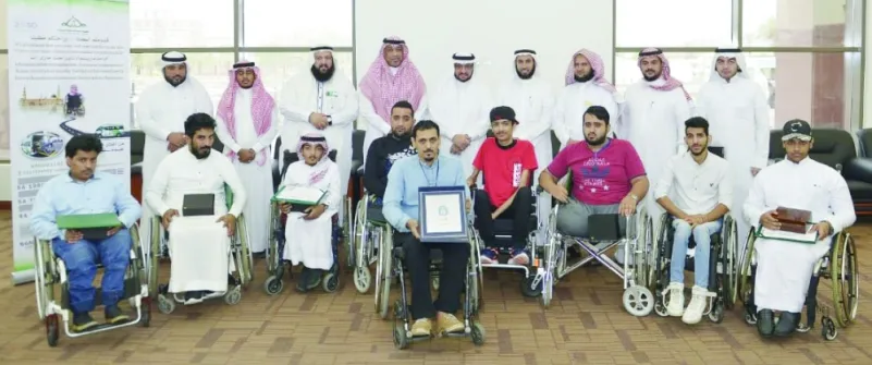 جامعة طيبة تكرم الطلاب ذوي الاحتياجات