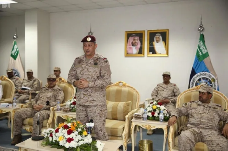 قائد القوات المشتركة للتحالف يلتقي مشائخ قبيلة خولان الطيال في اليمن